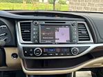 2015 Toyota Highlander 4x4 SUV for sale #H12481A - photo 21