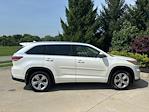 2015 Toyota Highlander 4x4 SUV for sale #H12481A - photo 5