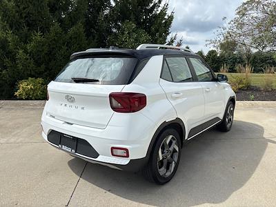 2024 Hyundai Venue FWD SUV for sale #H12679A - photo 2