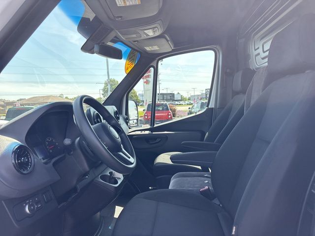 Used 2019 Freightliner Sprinter 1500 - photo 11