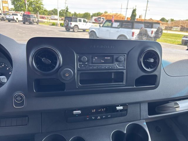 Used 2019 Freightliner Sprinter 1500 - photo 21