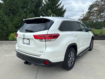 2017 Toyota Highlander 4x2 SUV for sale #K1025A - photo 2
