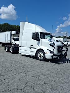 Used 2020 Volvo VNR Volvo D13 Semi Truck for sale #243533 - photo 1
