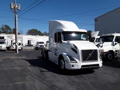 Used 2020 Volvo VNR Volvo D13 Semi Truck for sale #243535 - photo 1