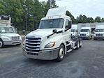 Used 2019 Freightliner Cascadia Detroit DD13 Semi Truck for sale #866775 - photo 4