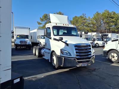 Used 2020 Freightliner Cascadia - photo 1