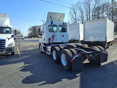 Used 2020 Freightliner Cascadia - photo 1