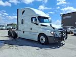 Used 2020 Freightliner Cascadia Detroit Diesel DD15 Semi Truck with Sleeper Cab for sale #240022 - photo 4