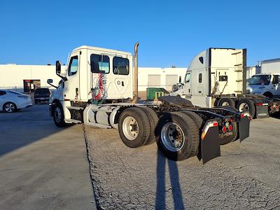 Used 2021 Freightliner Cascadia Detroit DD13 Semi Truck for sale #298357 - photo 2