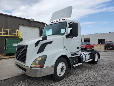Used 2016 Volvo VNL 4x2 Semi Truck for sale #391811 - photo 1