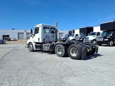 Used 2022 Freightliner Cascadia - photo 1