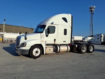 Used 2017 Freightliner Cascadia Cummins ISX Semi Truck with Sleeper Cab for sale #667678 - photo 1