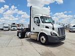 Used 2019 Freightliner Cascadia Detroit DD13 Semi Truck for sale #808640 - photo 4