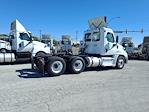 Used 2019 Freightliner Cascadia Detroit DD13 Semi Truck for sale #813670 - photo 5