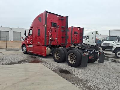 Used 2020 Freightliner Cascadia Detroit Diesel DD15 Semi Truck with Sleeper Cab for sale #831900 - photo 2