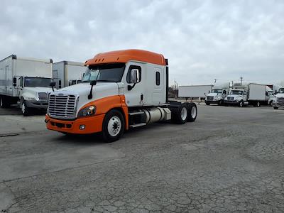 Used 2020 Freightliner Cascadia - photo 1