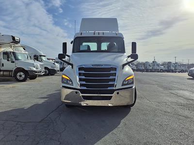 Used 2020 Freightliner Cascadia - photo 1