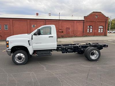 New 2024 Chevrolet Silverado 5500 Work Truck Regular Cab 4WD Cab Chassis for sale #24-9395 - photo 1