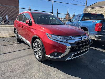 Used 2019 Mitsubishi Outlander - photo 1