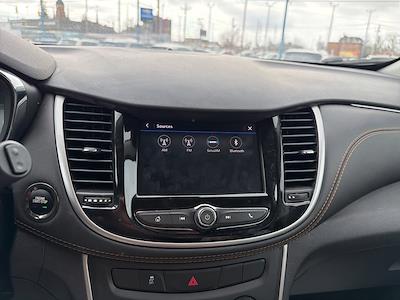 Used 2022 Chevrolet Trax - photo 1