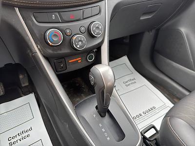 Used 2022 Chevrolet Trax - photo 1