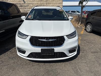 2021 Chrysler Pacifica FWD Minivan for sale #B4712 - photo 2