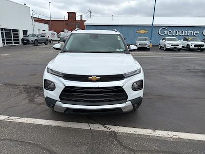 Used 2023 Chevrolet Trailblazer - photo 2