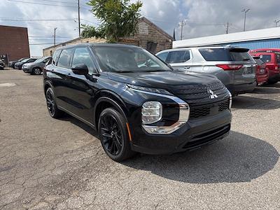 2023 Mitsubishi Outlander 4WD SUV for sale #J0818 - photo 1
