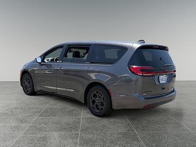 2022 Chrysler Pacifica FWD Minivan for sale #A504741 - photo 2