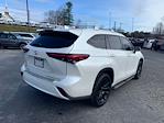 Used 2022 Toyota Highlander Platinum for sale #2F2767A - photo 2