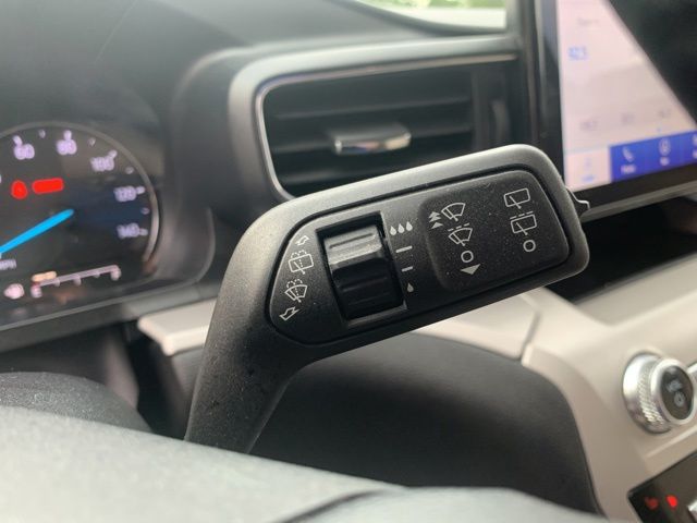 Used 2023 Ford Explorer - photo 32