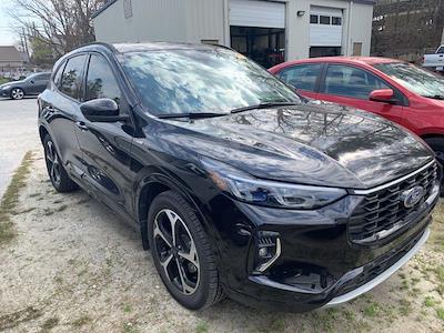 Used 2023 Ford Escape - photo 1