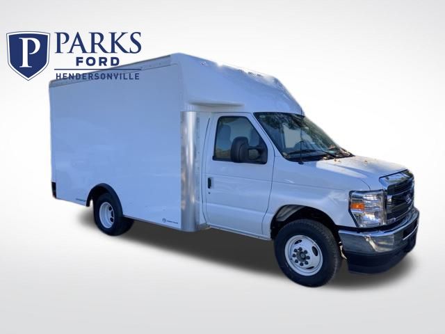 New 2026 Ford E-350 - photo 1