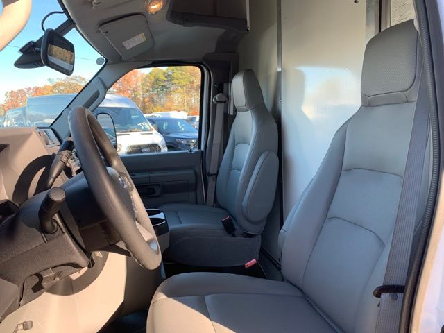New 2026 Ford E-350 - photo 22