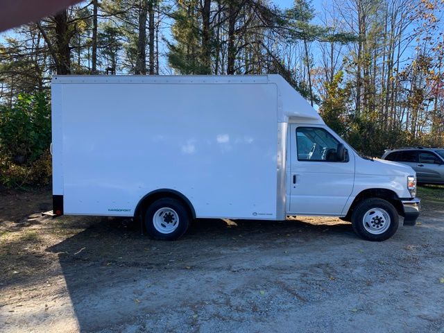 New 2026 Ford E-350 - photo 5