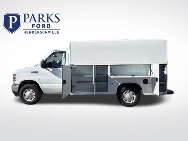 New 2026 Ford E-350 - photo 1