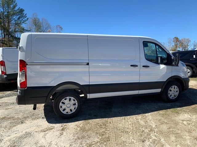 New 2026 Ford Transit 250 - photo 6