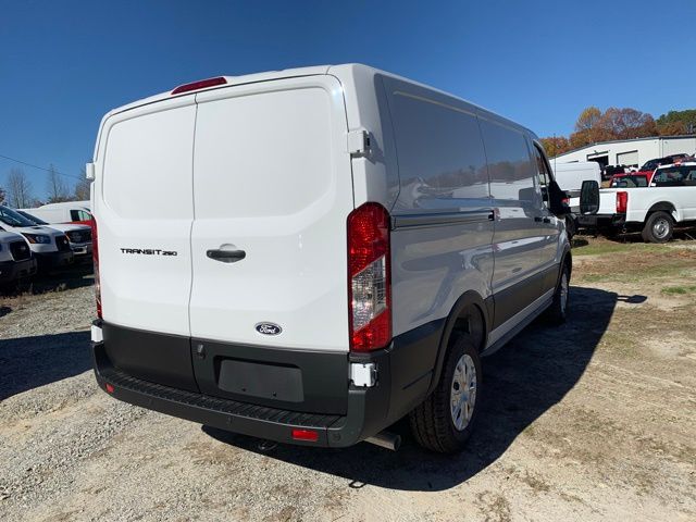 New 2026 Ford Transit 250 - photo 5