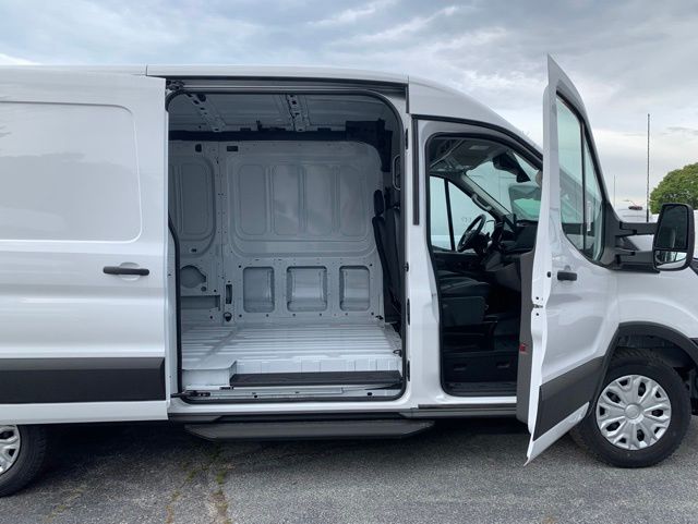 New 2026 Ford Transit 250 - photo 10