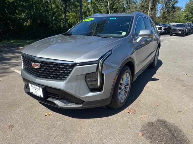 Used 2024 Cadillac XT4 - photo 1