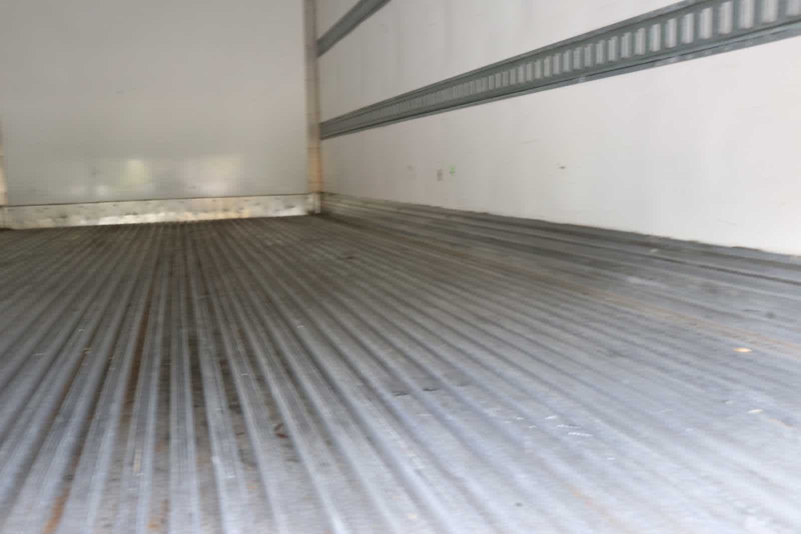 Used 2023 Chevrolet LCF 4500XD - photo 6