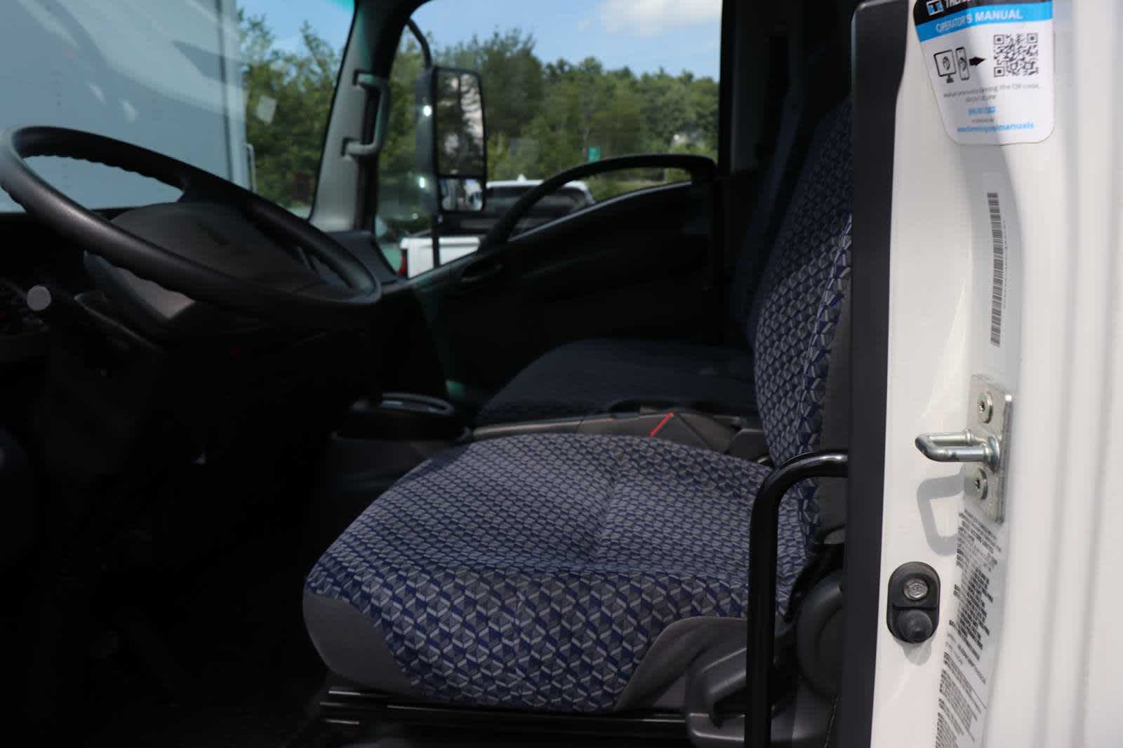 Used 2023 Chevrolet LCF 4500XD - photo 11