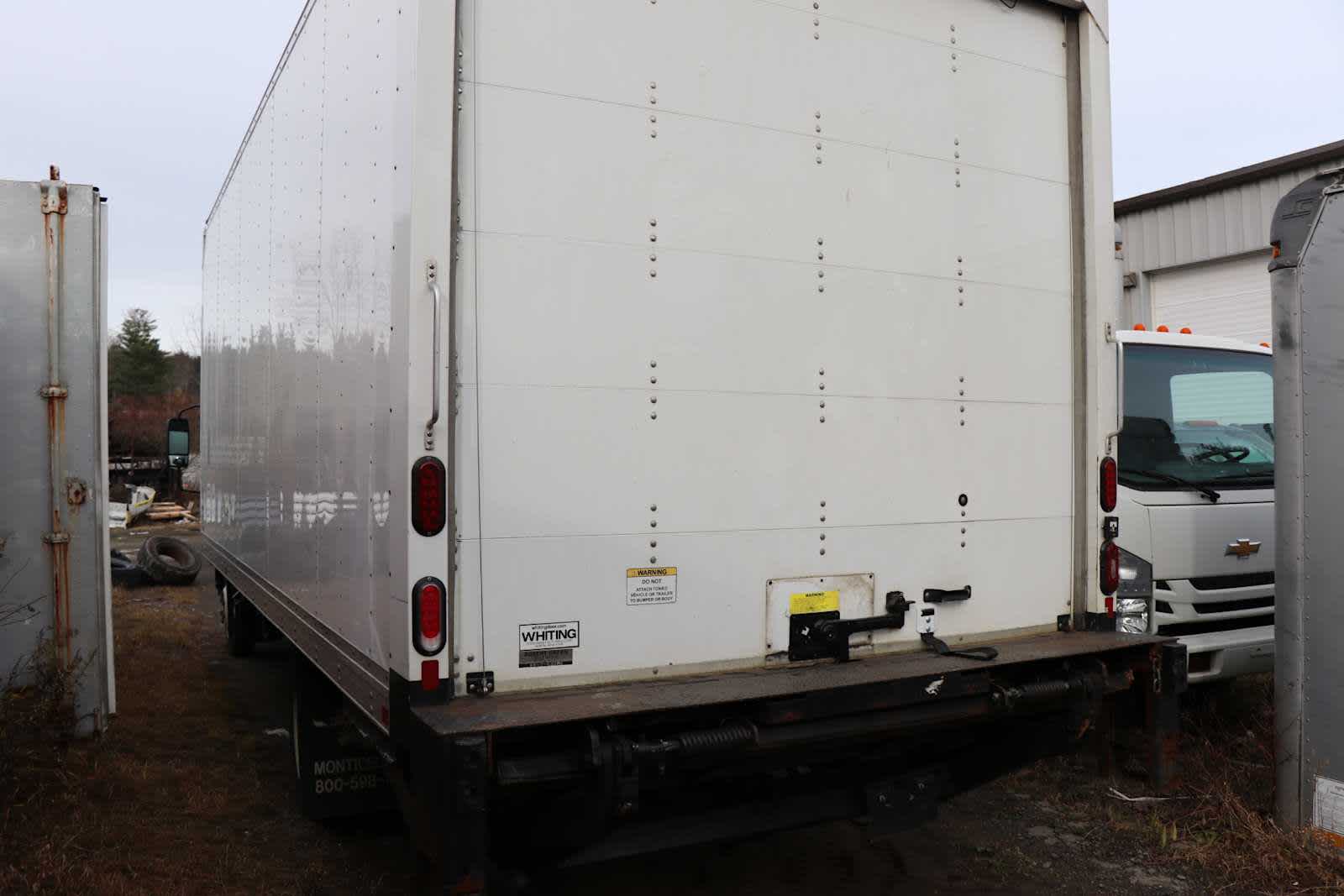 Used 2022 Chevrolet LCF 5500HD - photo 7