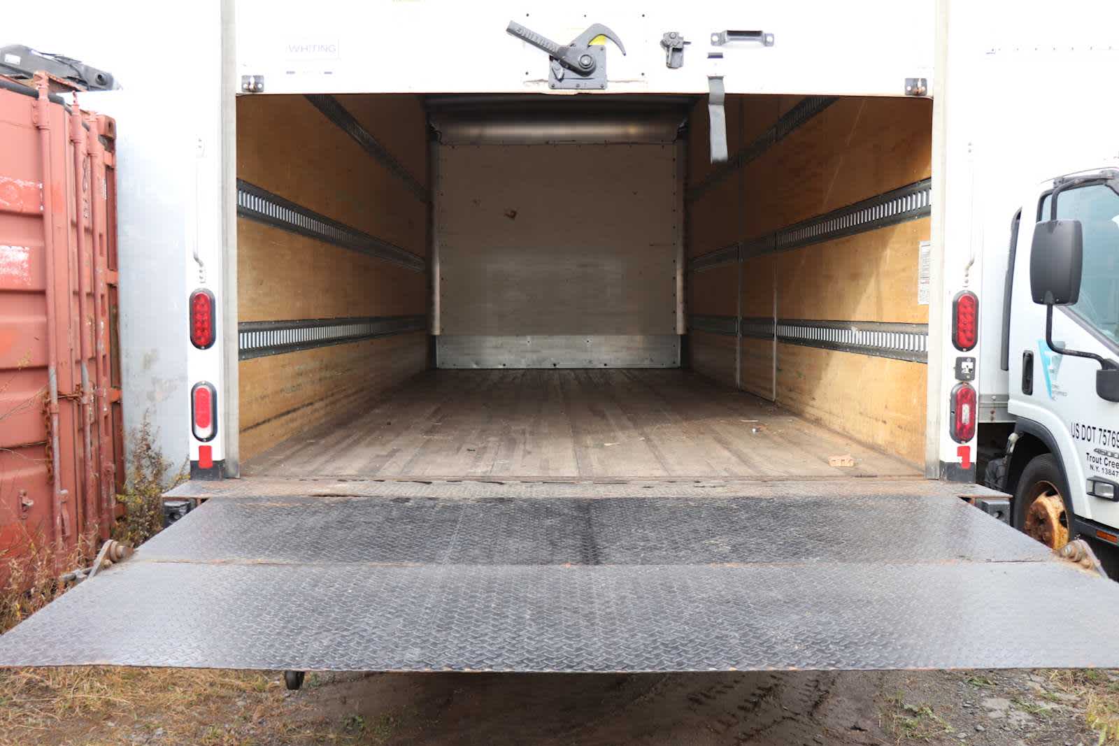 Used 2022 Chevrolet LCF 5500HD - photo 11