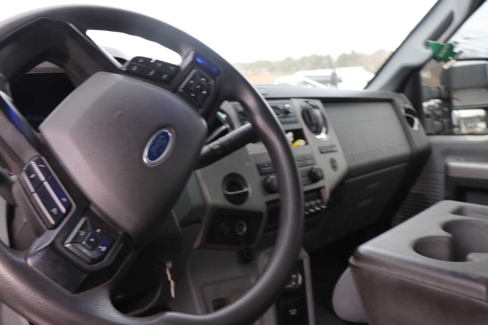 Used 2022 Ford F-650 - photo 11