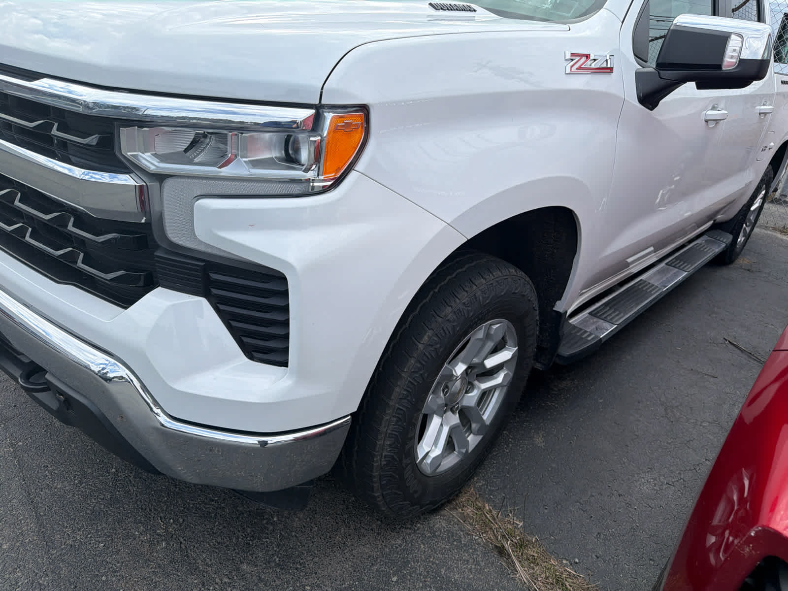 Used 2022 Chevrolet Silverado 1500 - photo 2