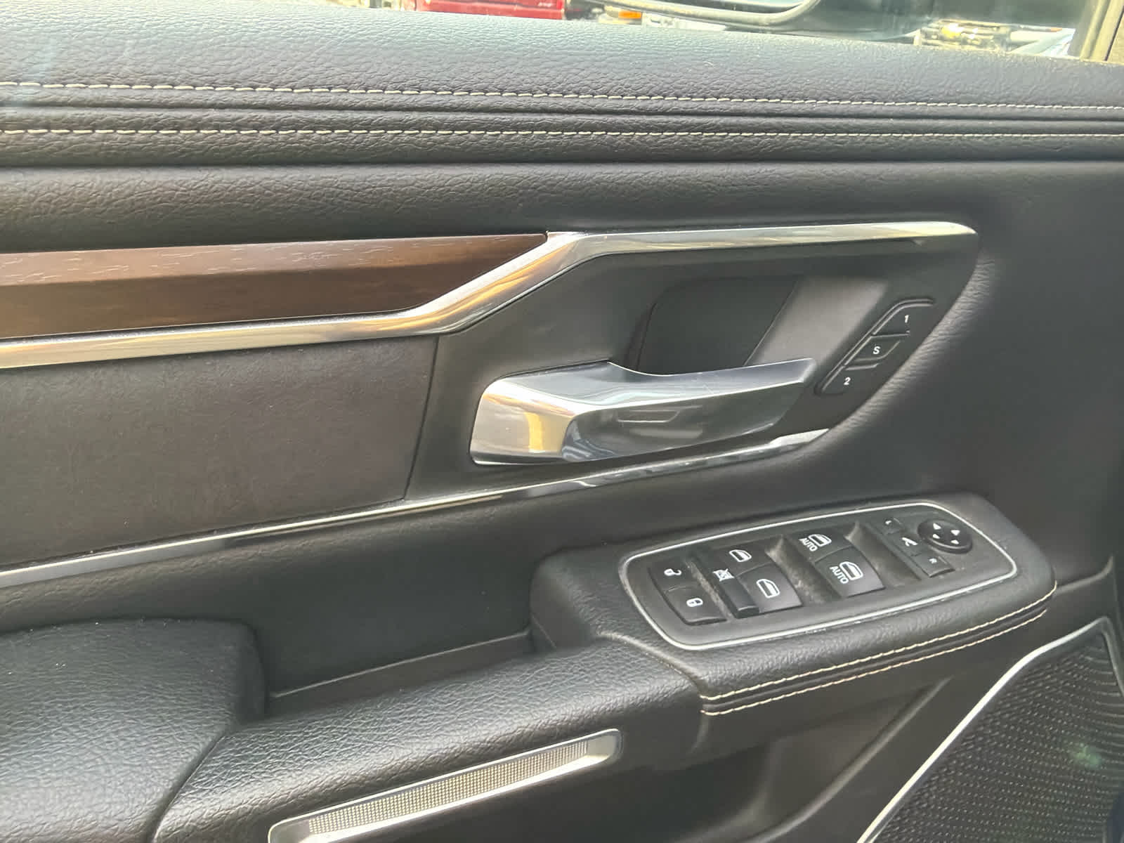 Used 2021 Ram 1500 - photo 15