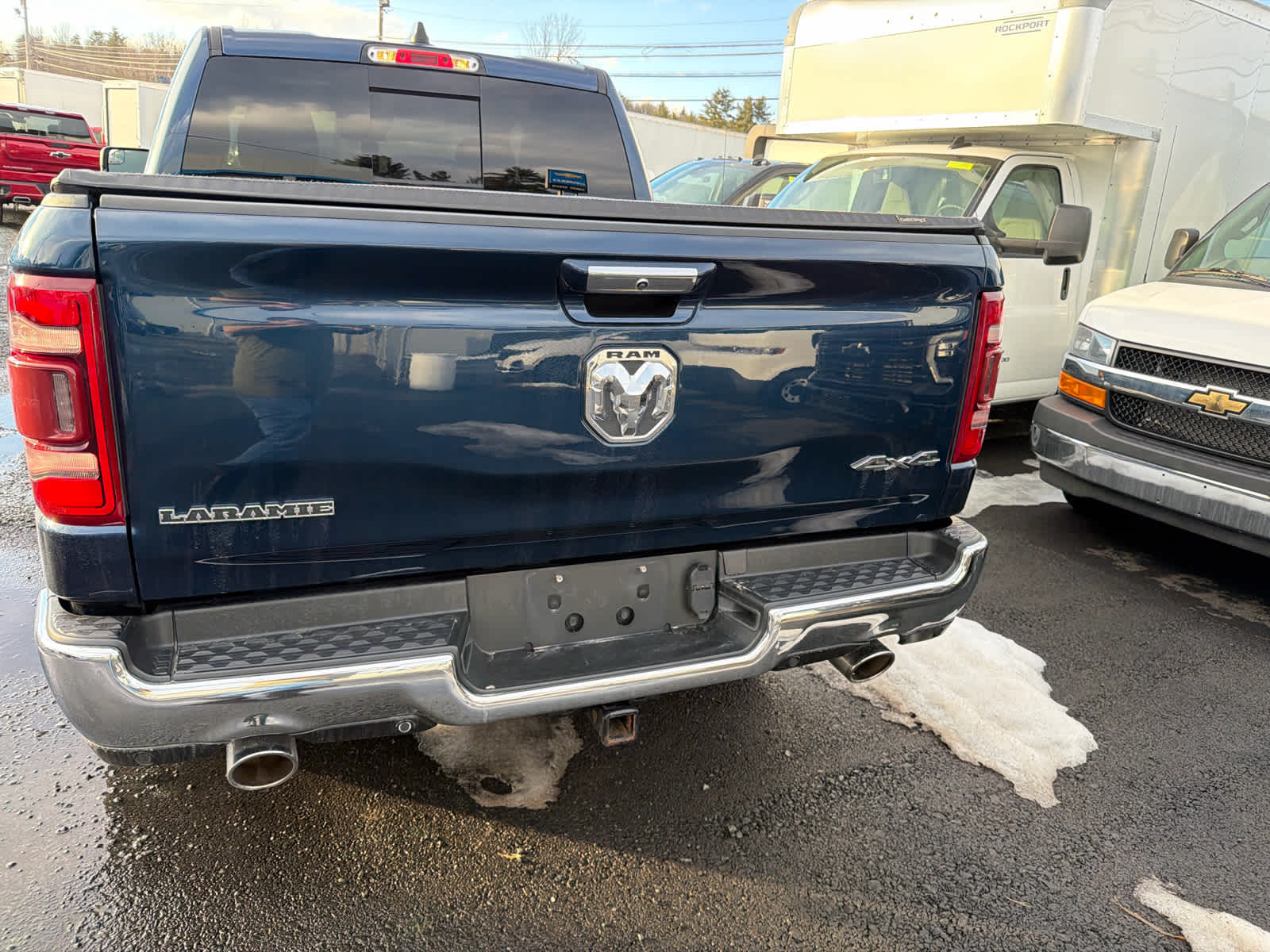 Used 2021 Ram 1500 - photo 2