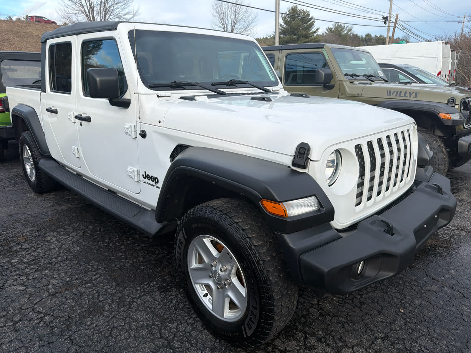 Used 2020 Jeep Gladiator - photo 13