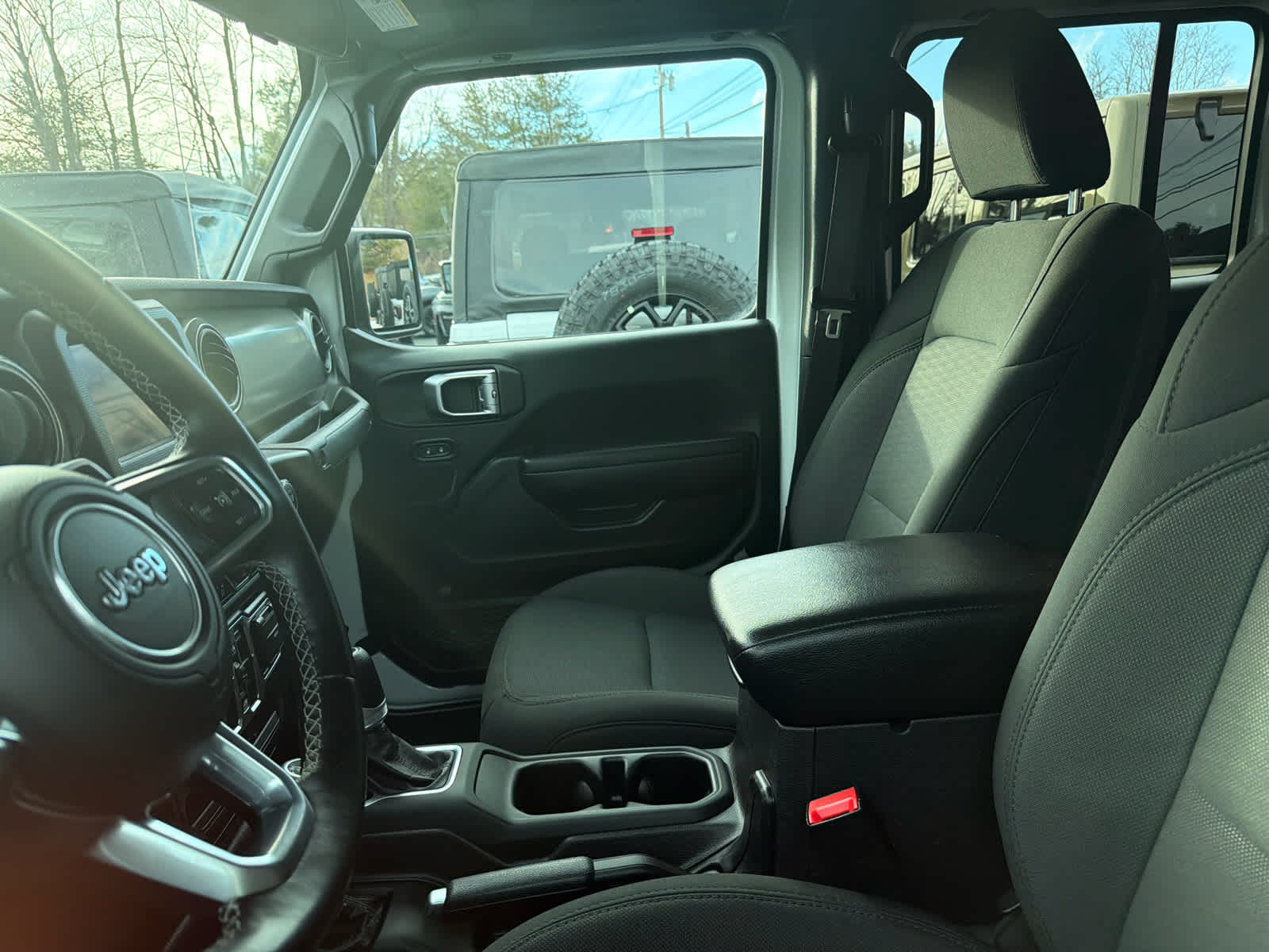Used 2020 Jeep Gladiator - photo 7